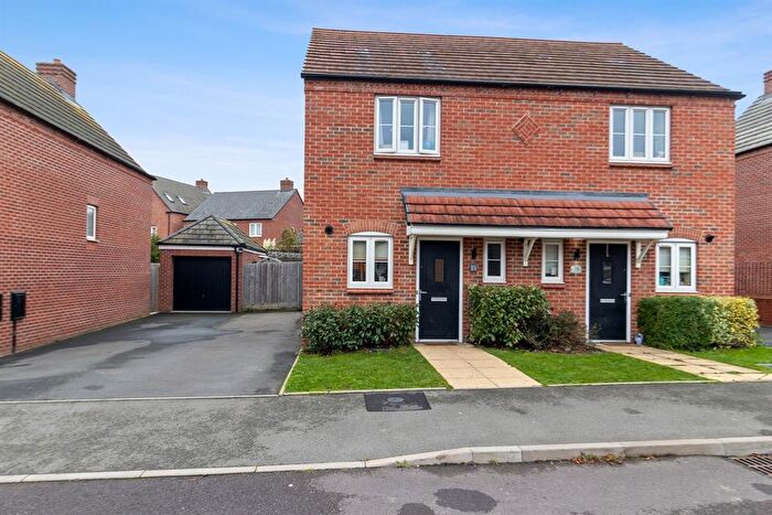 2 Bedroom Semi-Detached House For Sale In Norway Close, Malvern, WR13