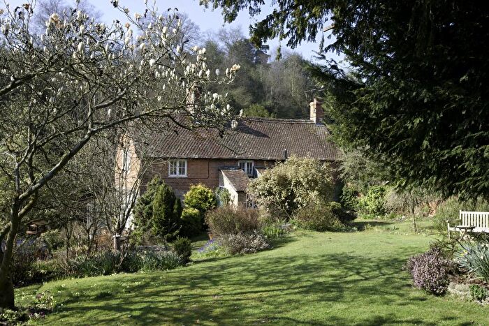 3 Bedroom Detached House To Rent In Valeshay, East Knoyle, Salisbury, SP3