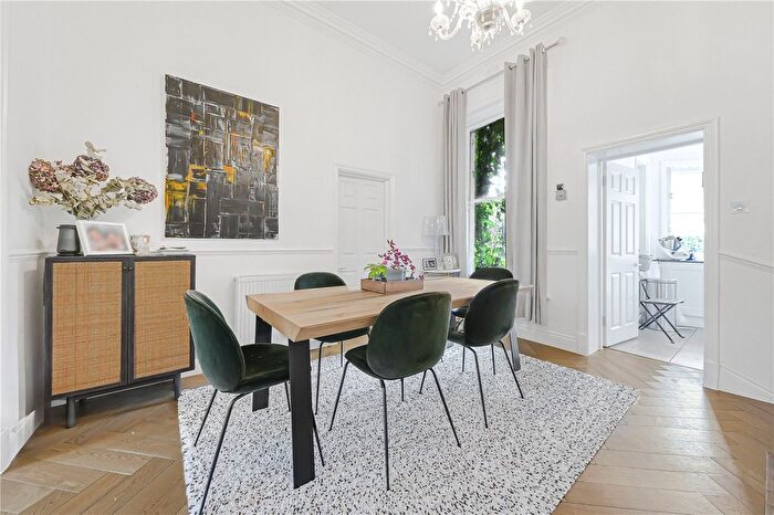 3 Bedroom Flat To Rent In Sutherland Avenue, Maida Vale, London, W9