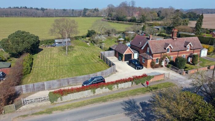 4 Bedroom Semi-Detached House For Sale In Woolverstone, Ipswich, IP9