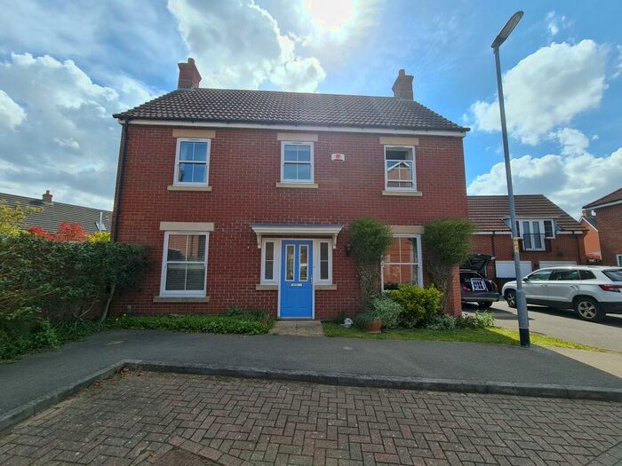 4 Bedroom Detached House To Rent In Gabriel Crescent, Lincoln, LN2