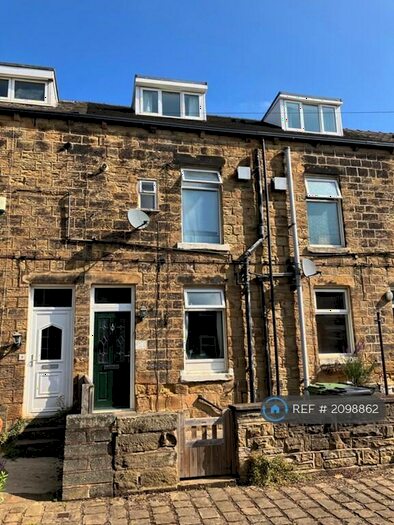2 Bedroom Terraced House To Rent In Airedale Terrace, Woodlesford, Leeds, LS26