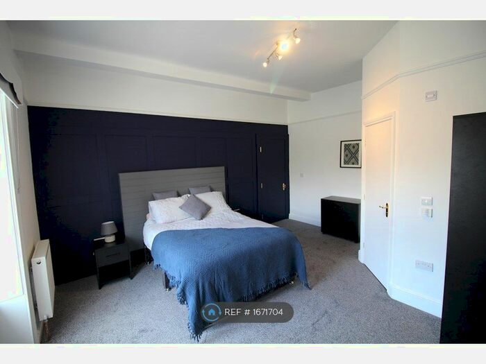 6 Bedroom Terraced House To Rent In Trinity Street, Huddersfield, HD1