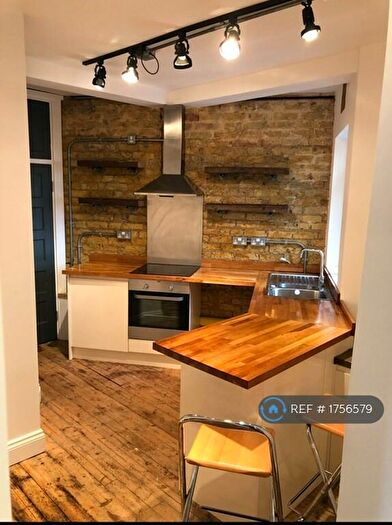 1 Bedroom Flat To Rent In Broadway West, Leigh On Sea, SS9