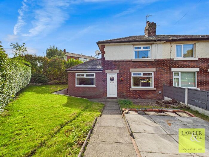 2 Bedroom Semi-Detached House For Sale In Derby Road, Hyde, SK14