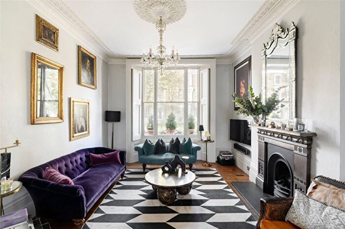 2 Bedroom Flat For Sale In Kildare Gardens, London, W2