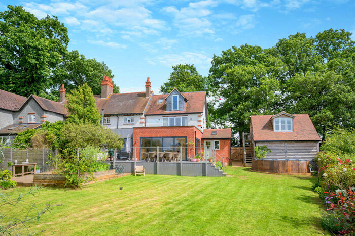 5 Bedroom Cottage For Sale In Pitsford Road Chapel Brampton, Northampton, NN6