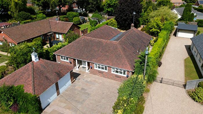 4 Bedroom Bungalow For Sale In Verner Close, Headley, Bordon, Hampshire, GU35
