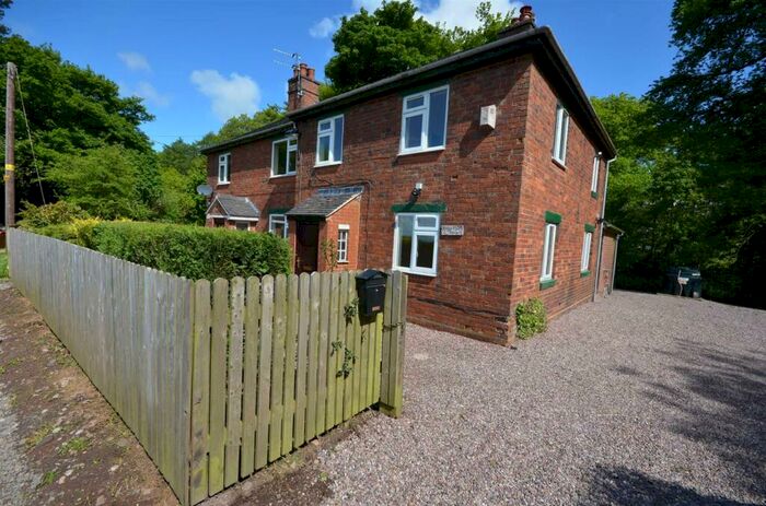 3 Bedroom Semi-Detached House To Rent In Harley Thorn Lane, Beech, ST4