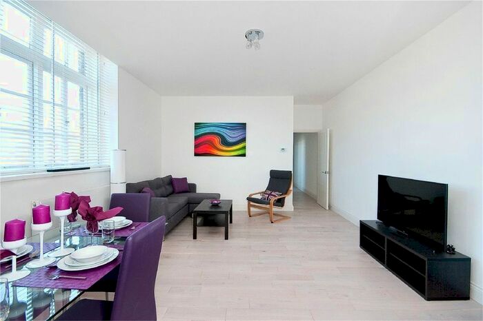 2 Bedroom Flat To Rent In Anglers Lane, Kentish Town, NW5