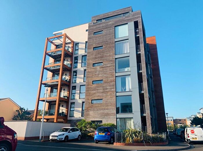 2 Bedroom Flat To Rent In Newfoundland Way, Portishead, BS20