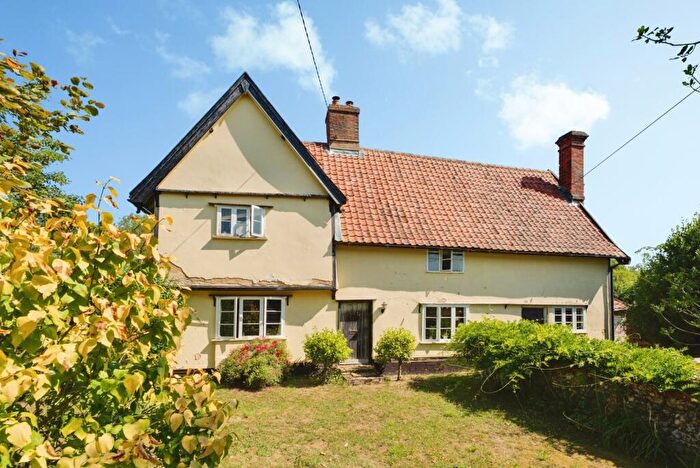 3 Bedroom Detached House For Sale In Gislingham Road, Finningham, Stowmarket, Suffolk, IP14