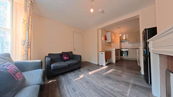 5 Bedroom End Of Terrace House To Rent In Ditchling Road, Brighton, BN1