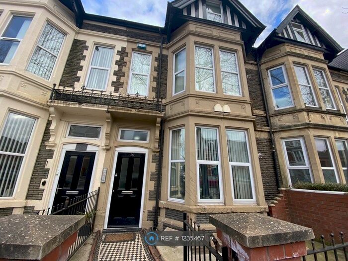 1 Bedroom Flat To Rent In Pen Y Lan Road, Cardiff, CF24