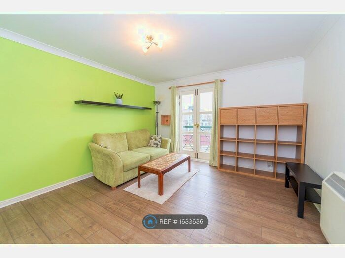 2 Bedroom Flat To Rent In Balbirnie Place, Edinburgh, EH12