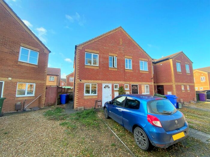2 Bedroom Semi-Detached House To Rent In Haven Meadows, Boston, PE21