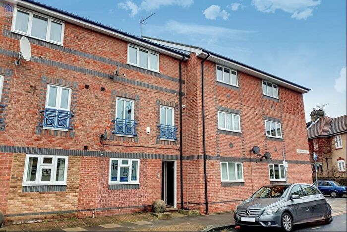 5 Bedroom Terraced House To Rent In Cahir Street, Canary Wharf, London, E14