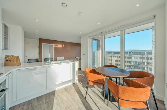 2 Bedroom Flat To Rent In Thurlow Street, London, SE17