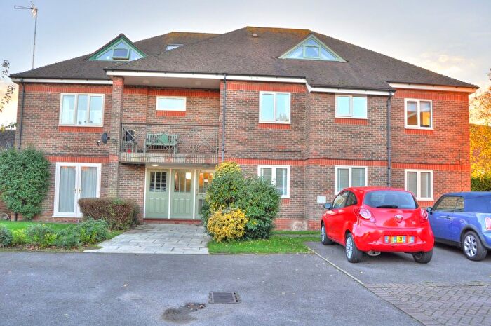 1 Bedroom Flat To Rent In Braemar Court, Liston Road, Marlow, Buckinghamshire, SL7
