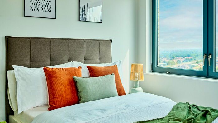 2 Bedroom Flat To Rent In Merrick Road, Southall, Middlesex, UB2