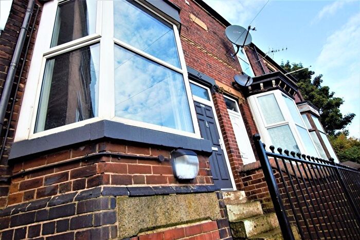3 Bedroom Semi-Detached House To Rent In Grimesthorpe Road, Sheffield, S4