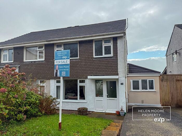 4 Bedroom Semi Detached House For Sale In Speakers Road, Ivybridge, Devon, PL21