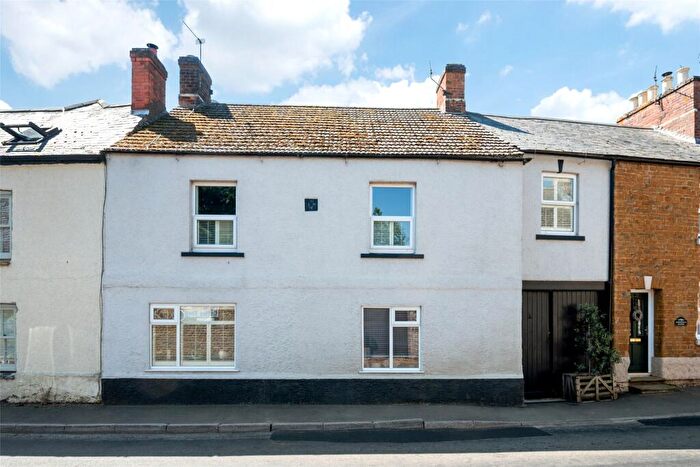 3 Bedroom Terraced House For Sale In High Street, Somerby, LE14