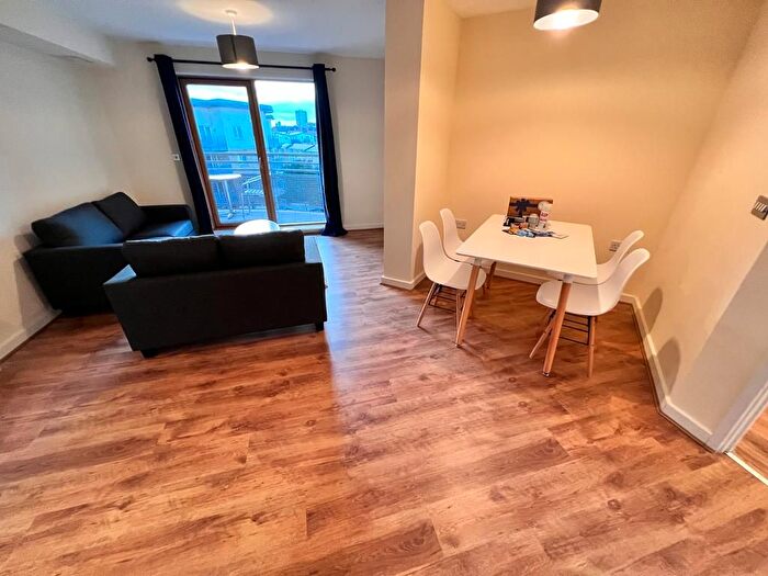 2 Bedroom Flat To Rent In Pancras Way, London, E3