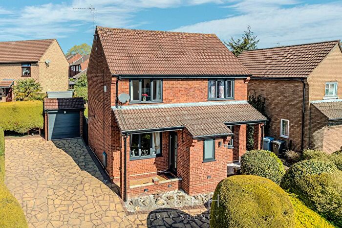 3 Bedroom Detached House For Sale In Rudlands, Ipswich, IP8