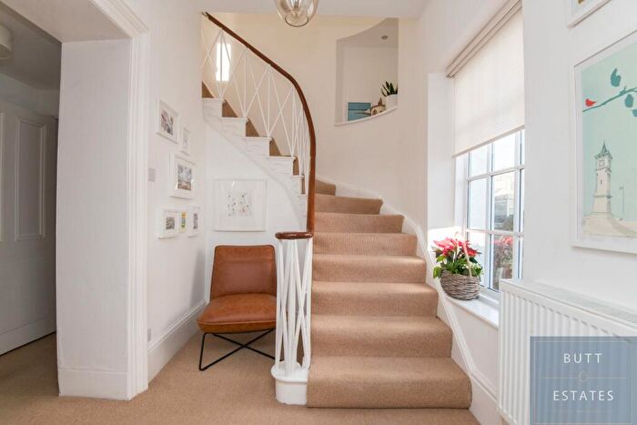 6 Bedroom Semi-Detached House For Sale In Salterton Road, Exmouth, EX8