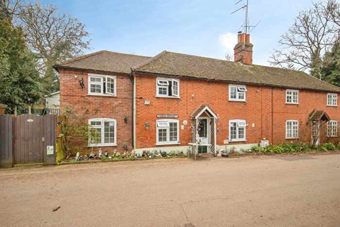 4 Bedroom Detached House For Sale In Cliff Lane, Ipswich, IP3