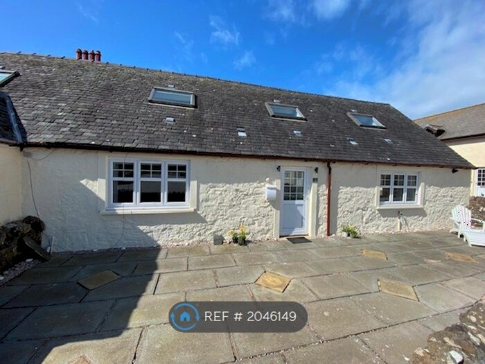 3 Bedroom Semi-Detached House To Rent In Chapelton Mains, Seamill, West Kilbride, KA23
