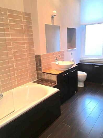 1 Bedroom Flat To Rent In Nursery Street, G41