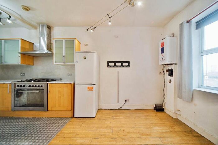 2 Bedroom Flat For Sale In St. Leonards Street, London, E3