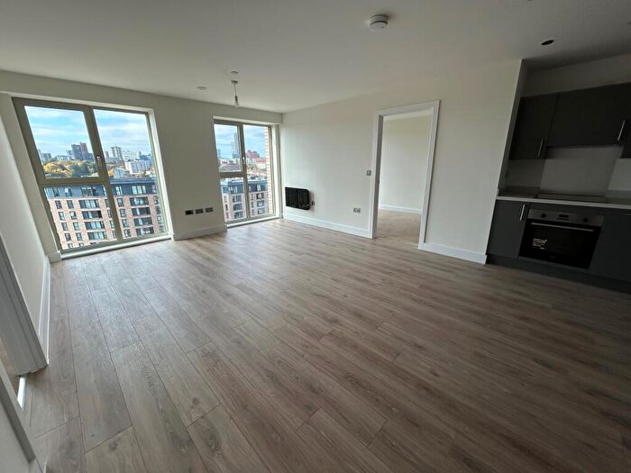 2 Bedroom Apartment To Rent In Bristol Street, Birmingham, B5