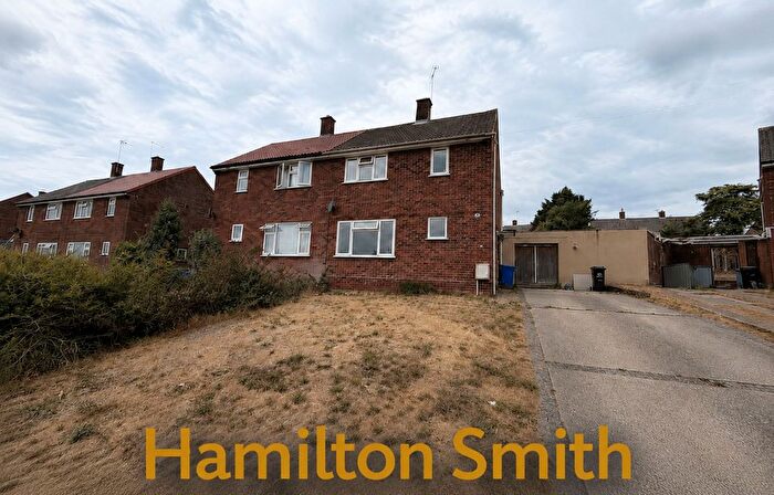3 Bedroom Semi Detached House For Sale In Sandpiper Road, Ipswich, IP2