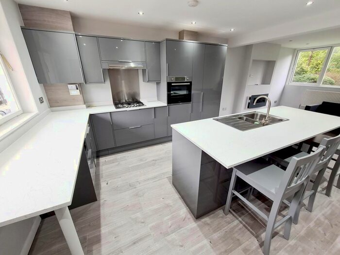 3 Bedroom Flat To Rent In Atholl House, Maida Vale, W9