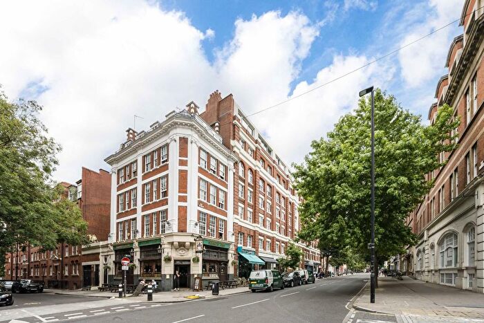 2 Bedroom Flat To Rent In Judd Street, Bloomsbury, WC1H