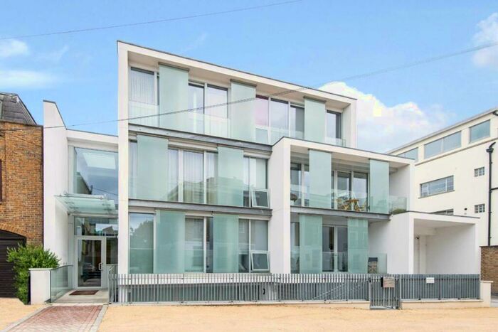 1 Bedroom Flat To Rent In Barnsbury Terrace, London, N1