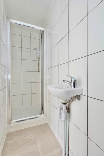 Studio To Rent In , Marmadon Road, London, SE18