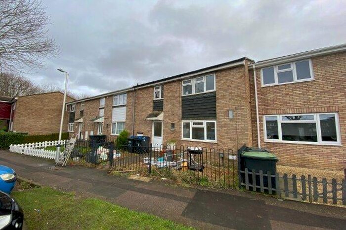 3 Bedroom Property To Rent In Abbey Grove, Sandy, SG19