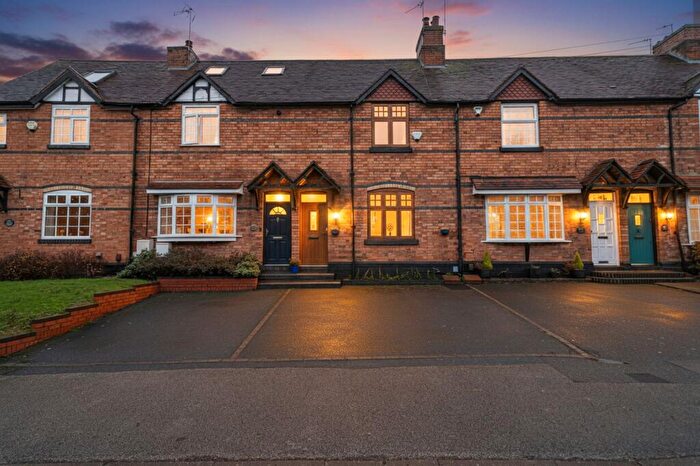 2 Bedroom Terraced House For Sale In Warwick Road, Knowle, B93