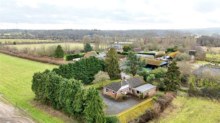 4 Bedroom Bungalow For Sale In Hackleys Lane, East Wellow, Romsey, Hampshire, SO51