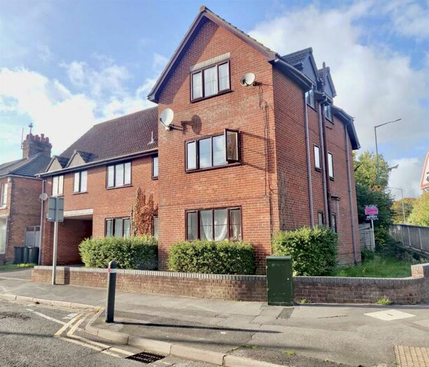 1 Bedroom Flat To Rent In Tower Road, Boscombe, BH1