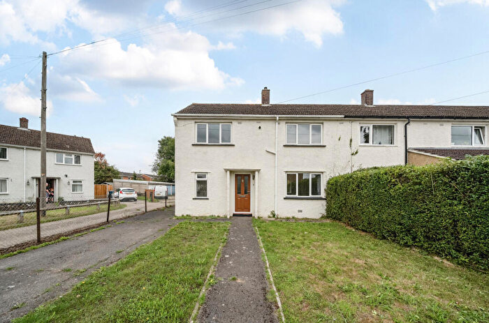3 Bedroom End Of Terrace House For Sale In Mortimer Drive, Marston, Oxford, OX3