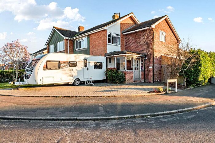 5 Bedroom Semi-Detached House For Sale In Wilman Gardens, Rose Green, Bognor Regis, PO21