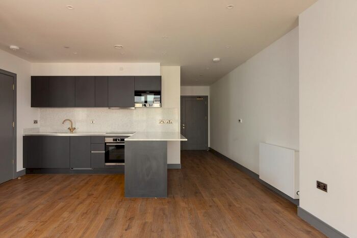 1 Bedroom Studio To Rent In Gessner Apartments, Watermead Way, Tottenham Hale, N17