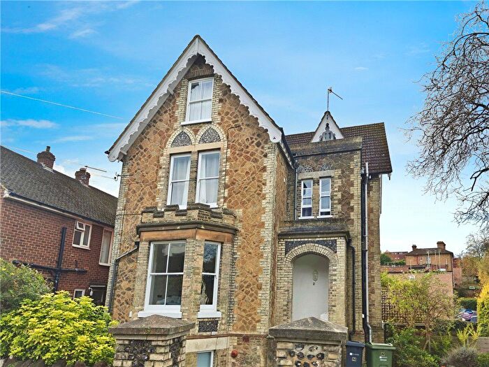 1 Bedroom Flat To Rent In Baillie Road, Guildford, Surrey, GU1