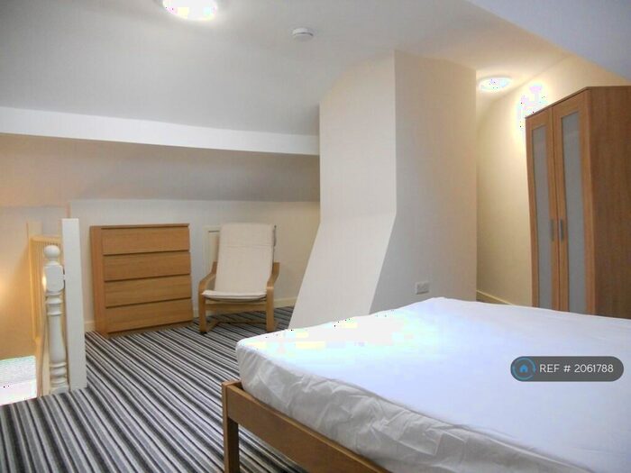 4 Bedroom End Of Terrace House To Rent In Shoreham Street, Sheffield, S1