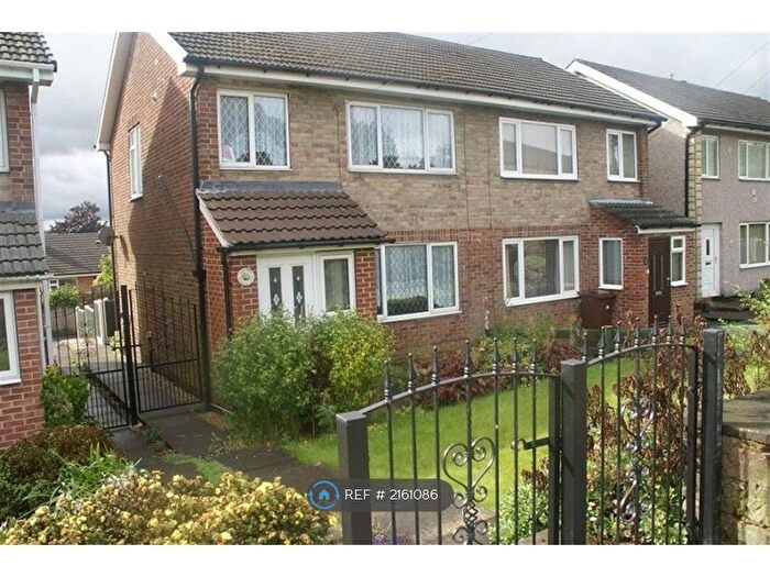 3 Bedroom Semi-Detached House To Rent In Bradford Road, East Ardsley, Wakefield, WF3